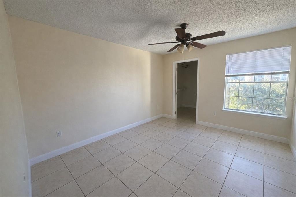 1908 Lake Atriums Circle - Photo 3