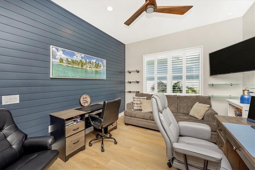 18805 Valleta Avenue - Photo 35
