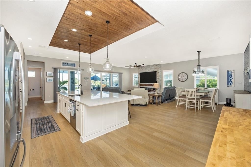 18805 Valleta Avenue - Photo 10