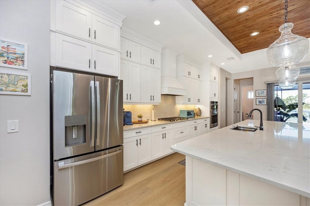 18805 Valleta Avenue - Photo 8