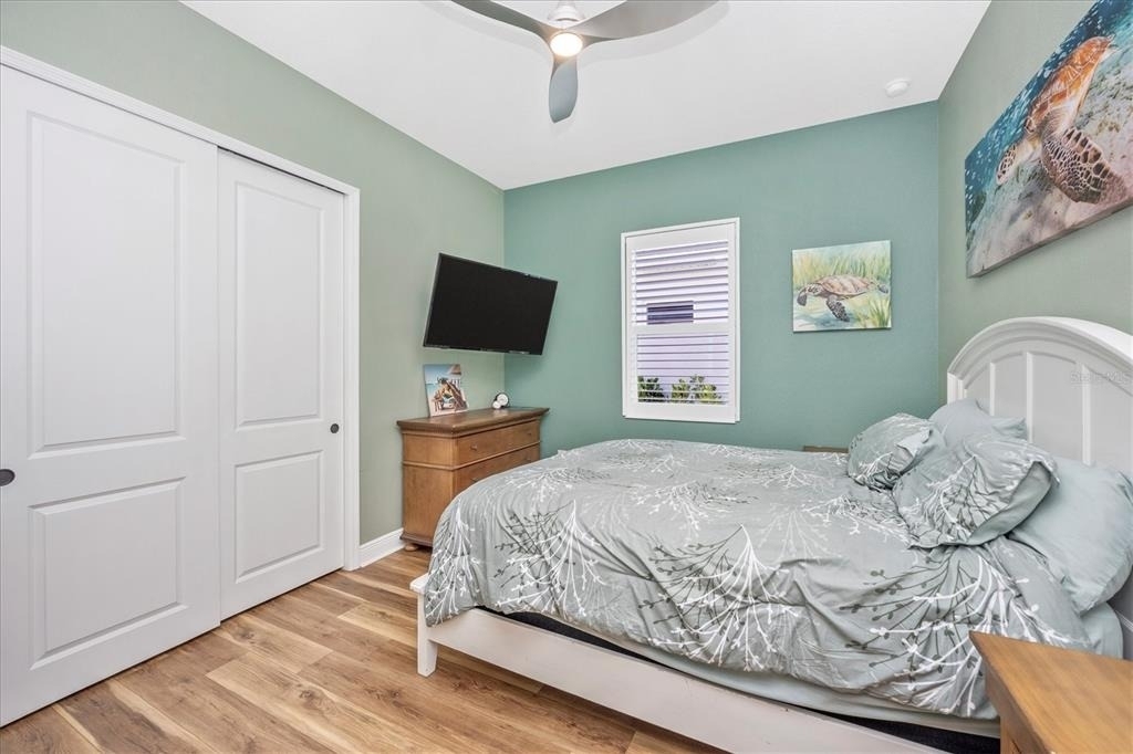 18805 Valleta Avenue - Photo 32