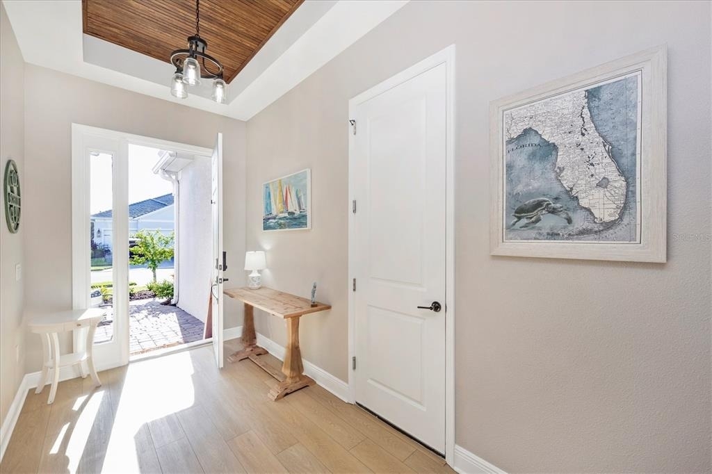 18805 Valleta Avenue - Photo 2