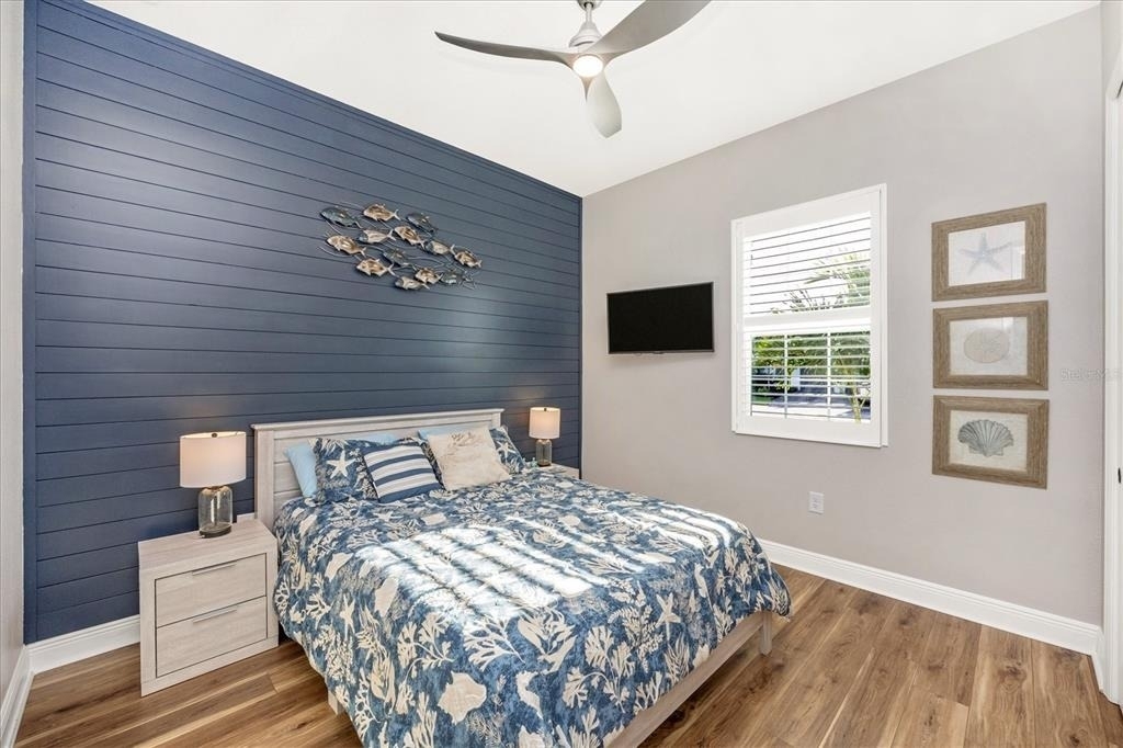 18805 Valleta Avenue - Photo 28