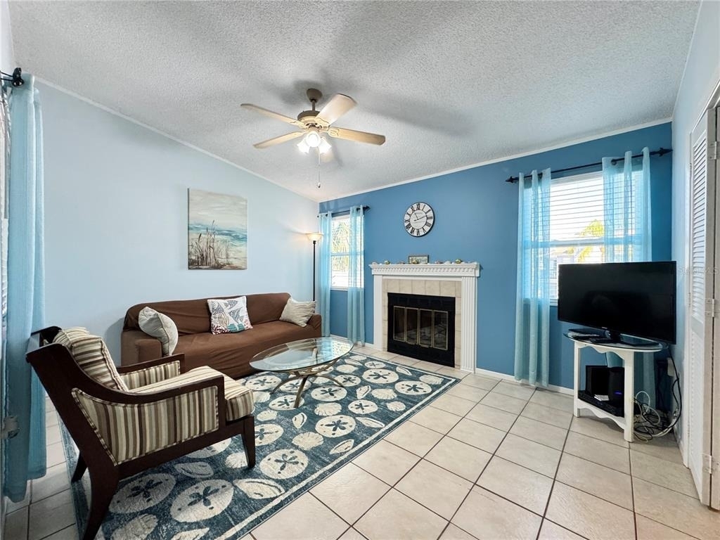 3821 59th Avenue W - Photo 4