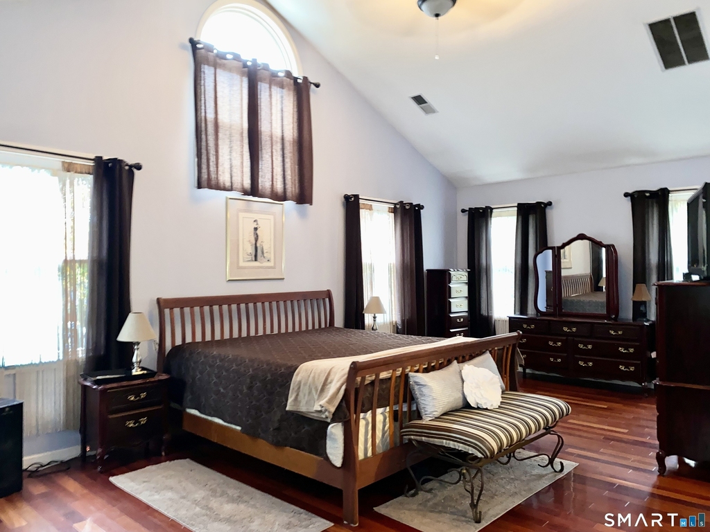 1908 Stratfield Road - Photo 7