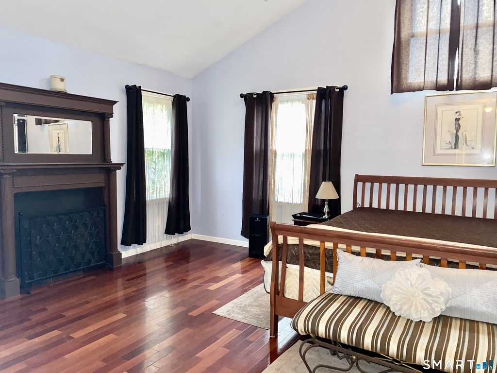 1908 Stratfield Road - Photo 8