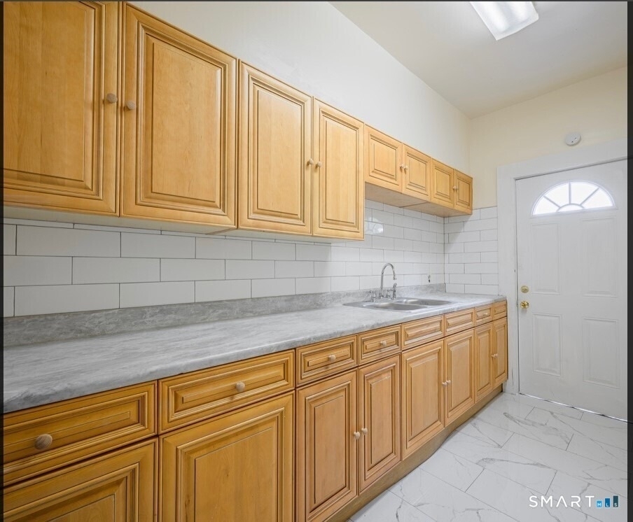 20 5th Street - Photo 0