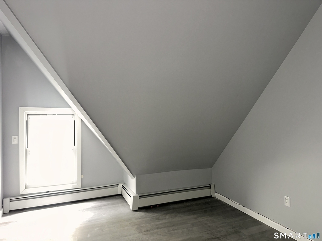 240 Madison Avenue - Photo 10