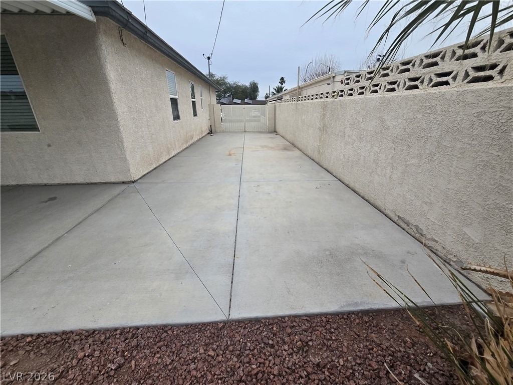 2204 Van Patten Place - Photo 2