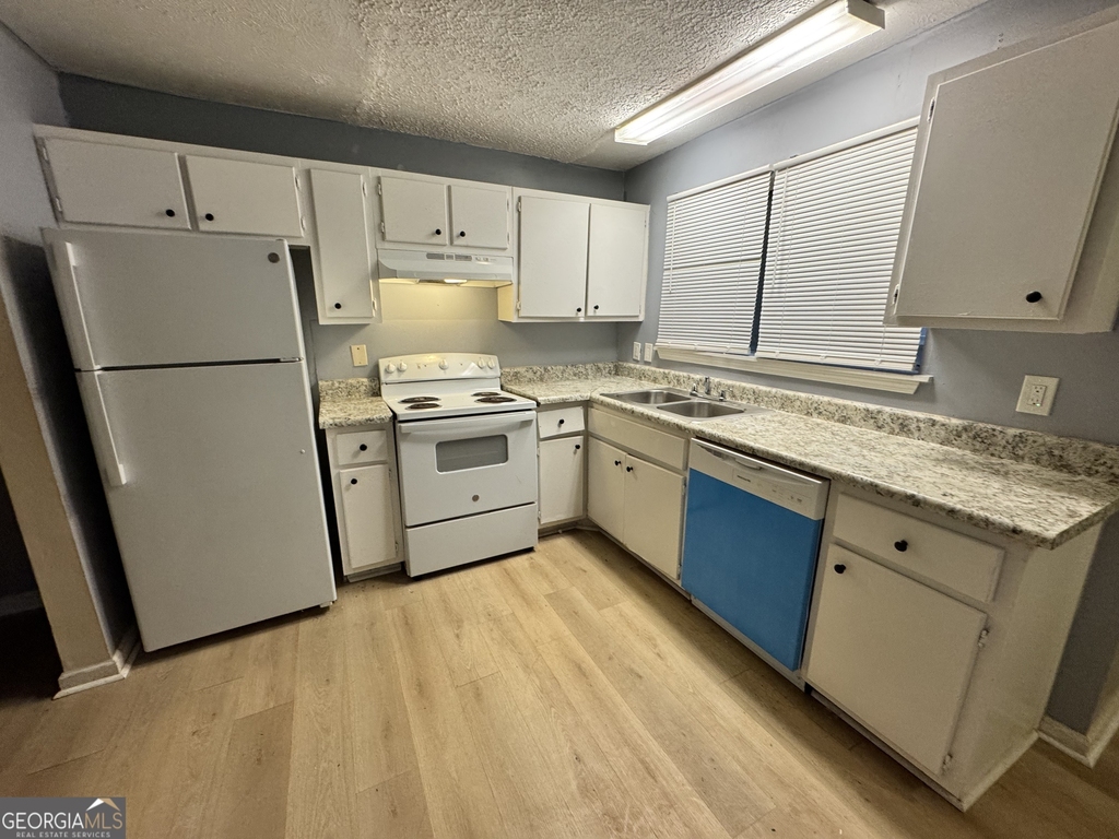 3575 Oakvale Road - Photo 1