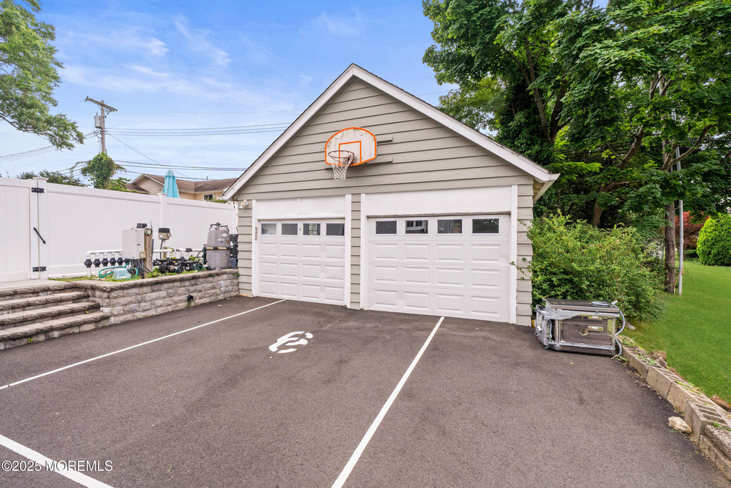 250 Alpern Avenue - Photo 25