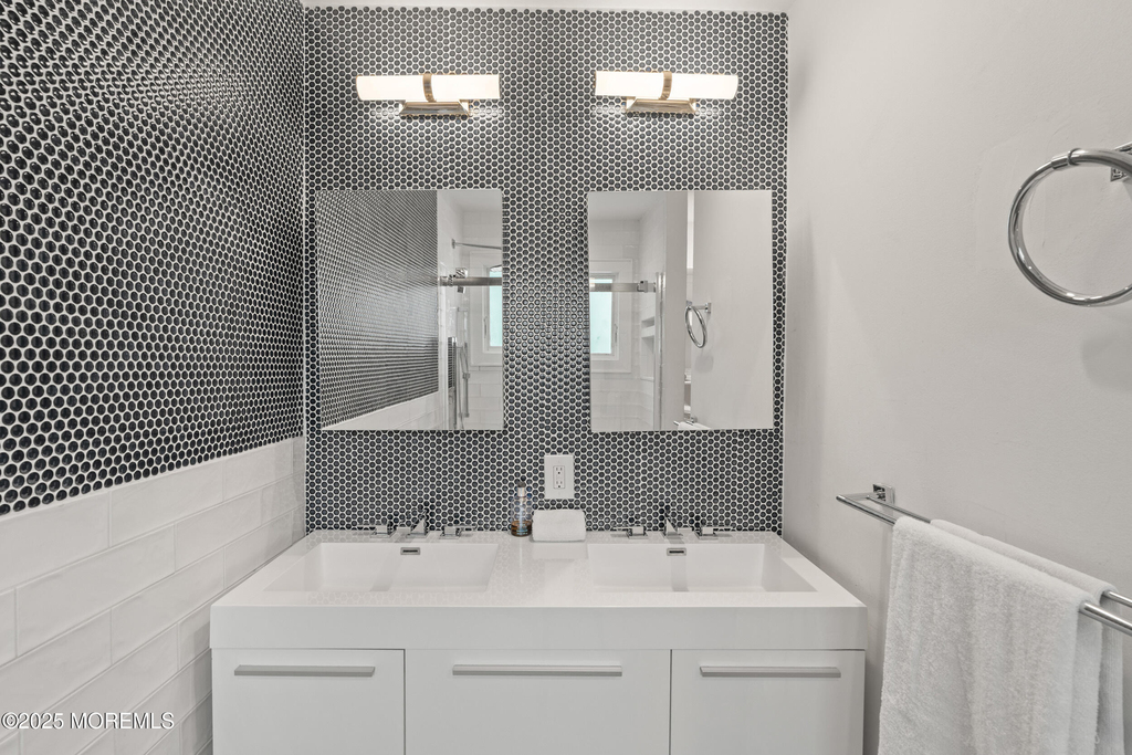 250 Alpern Avenue - Photo 15