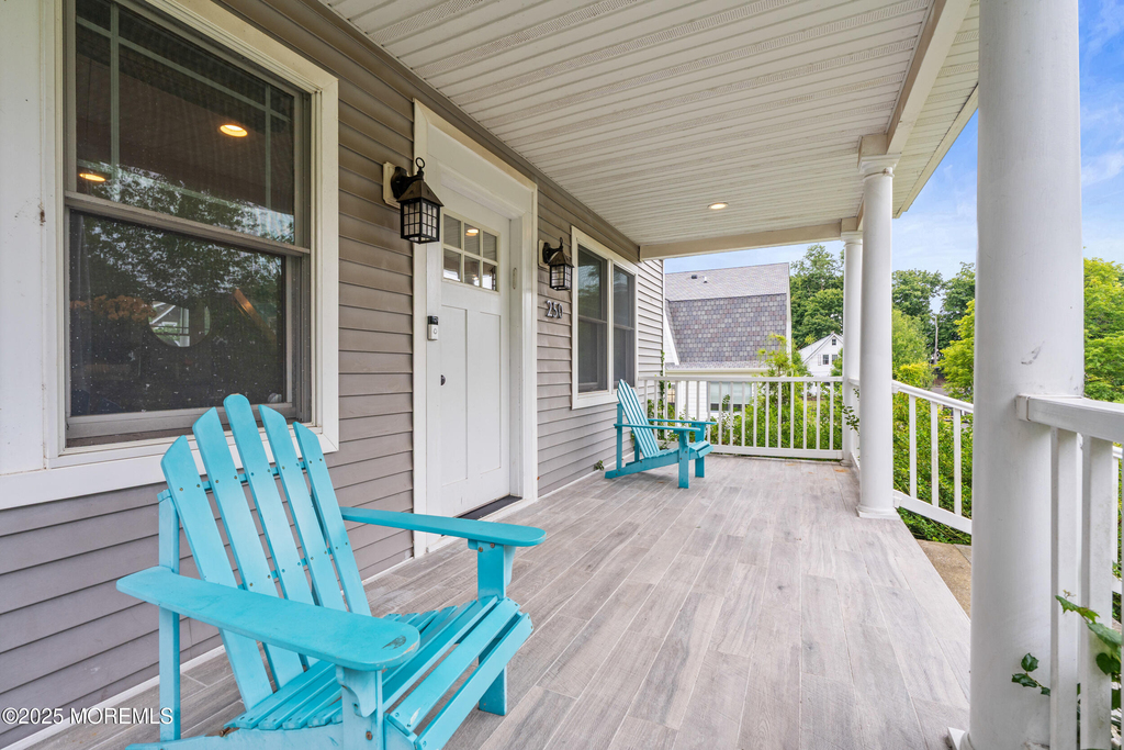 250 Alpern Avenue - Photo 3