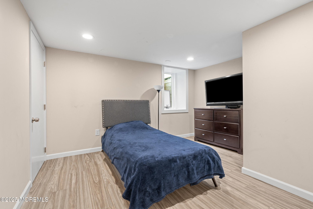 250 Alpern Avenue - Photo 22