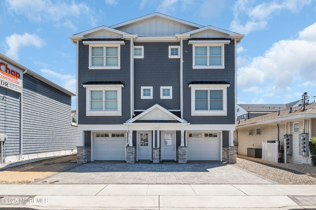 1503 Grand Central Avenue - Photo 0