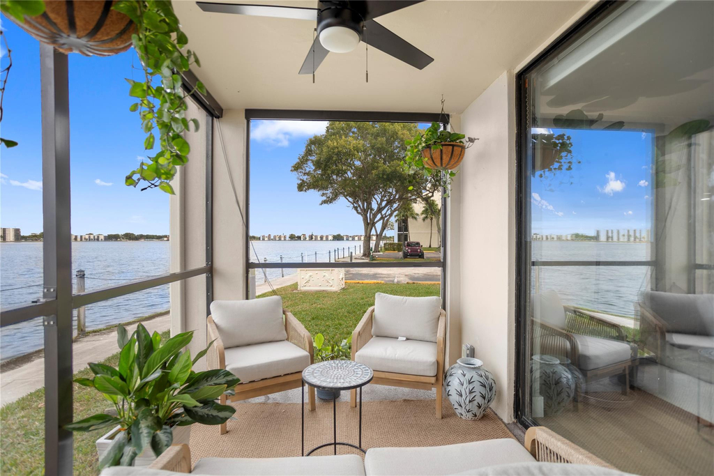 118 Lake Emerald Drive - Photo 48