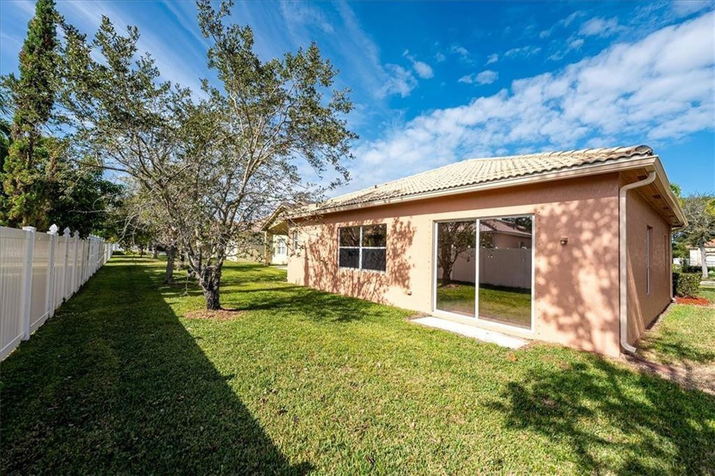 6217 Spring Lake Terrace - Photo 22