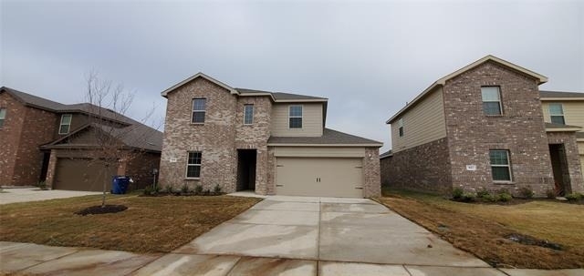813 Fueller Drive - Photo 1