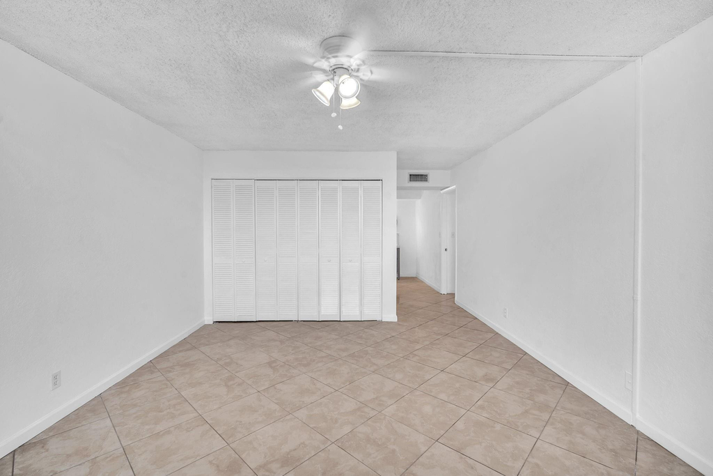 3100 N Pine Island Road - Photo 15