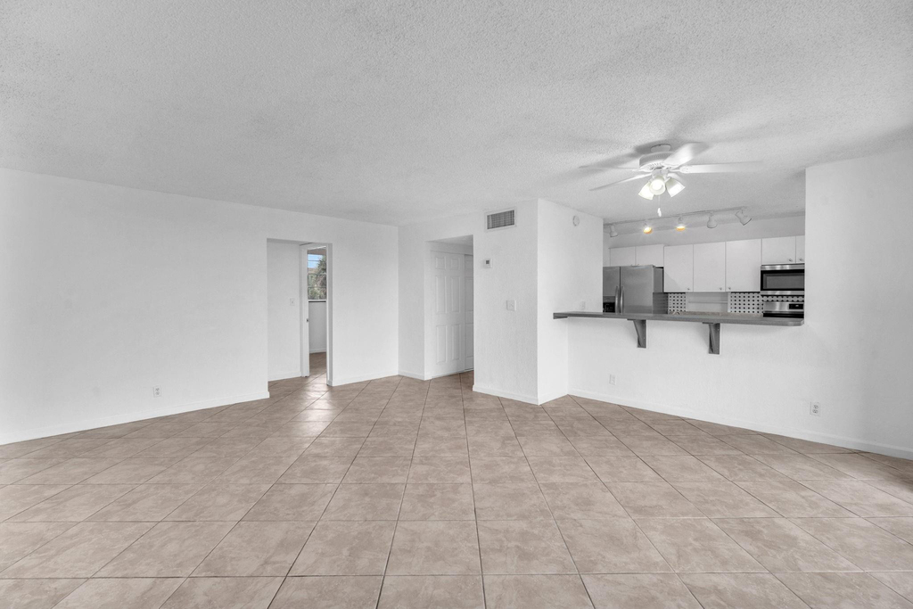 3100 N Pine Island Road - Photo 10