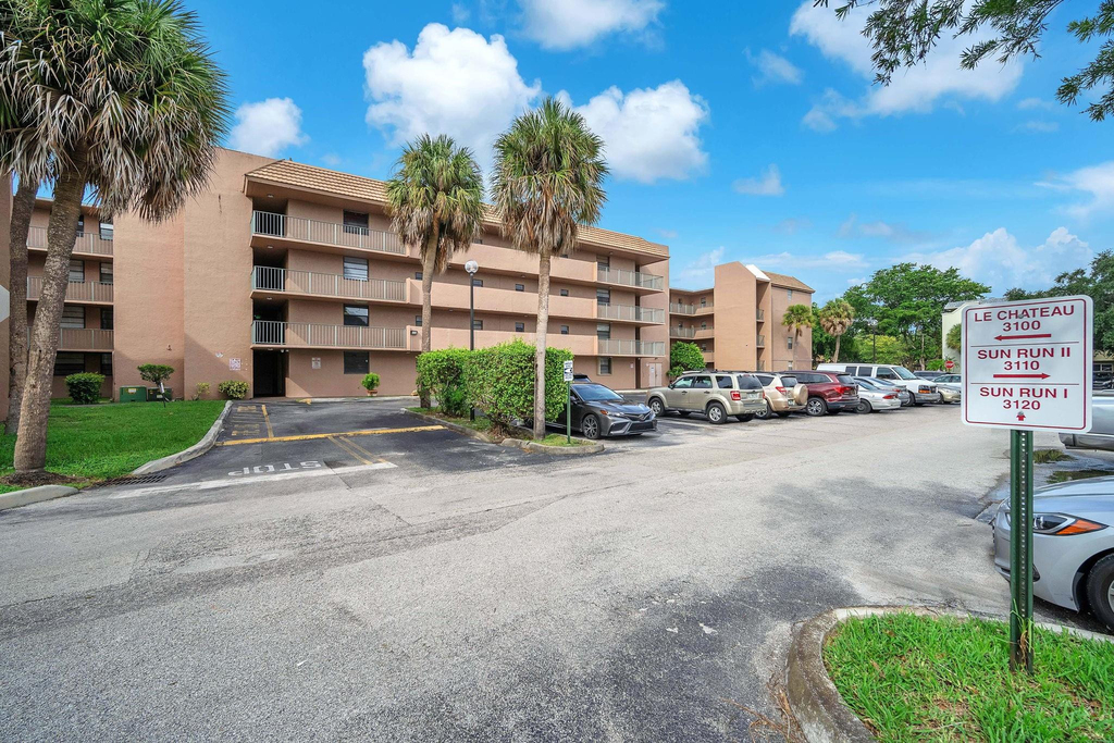 3100 N Pine Island Road - Photo 27