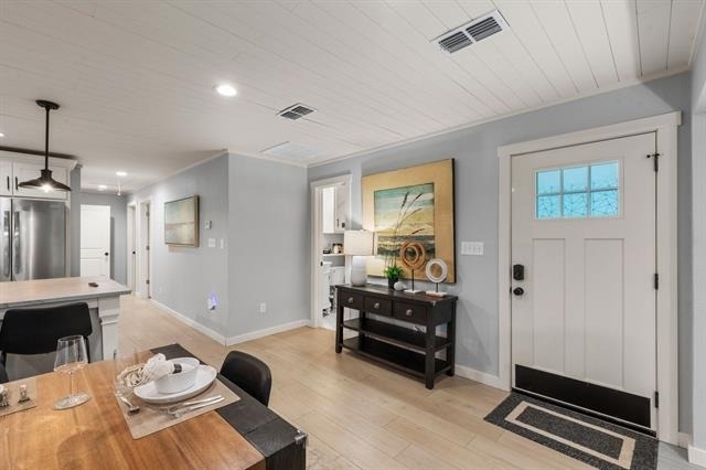 408 E Liberty Street - Photo 3