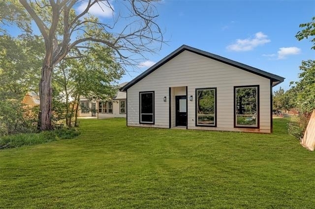 705 E Hanna Street - Photo 23