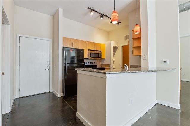 201 W Lancaster Avenue - Photo 4