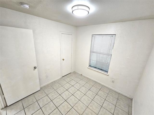 2839 Ave J - Photo 15