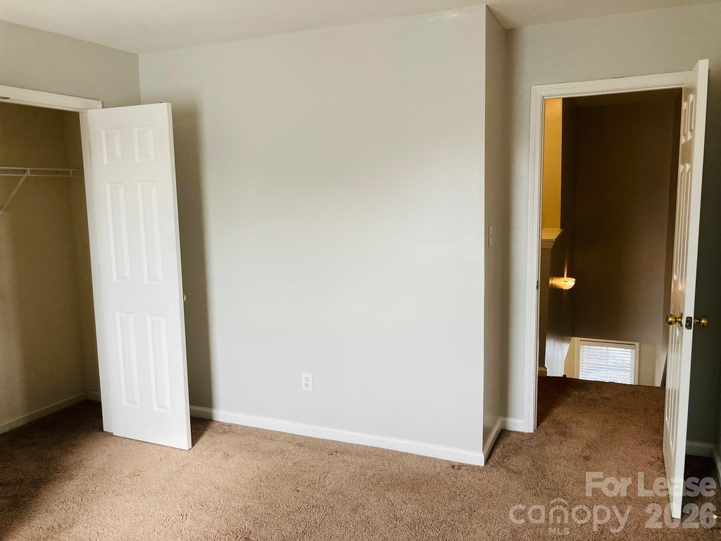8004 Strandhill Road - Photo 19