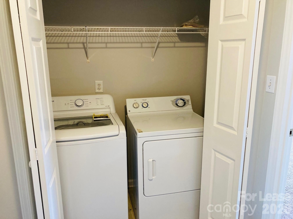 8004 Strandhill Road - Photo 18