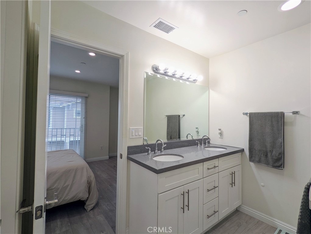 9559 Firestone Boulevard - Photo 14