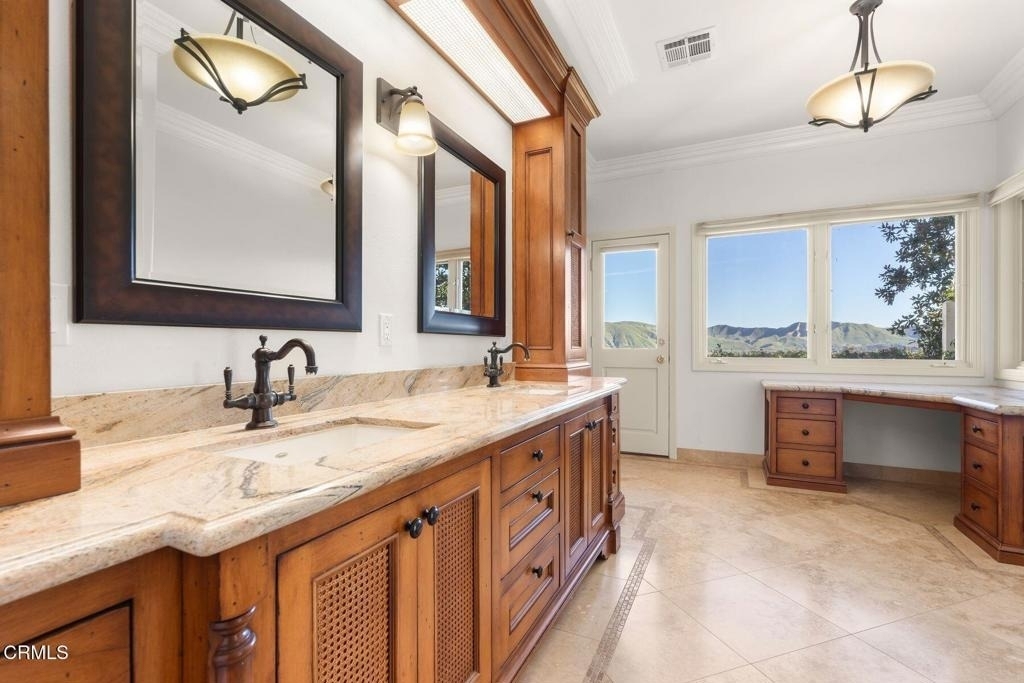 13922 Foothill Road - Photo 17