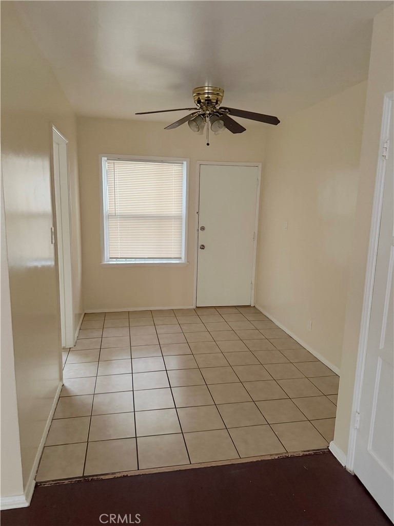 1925 1/2 W 35th - Photo 9