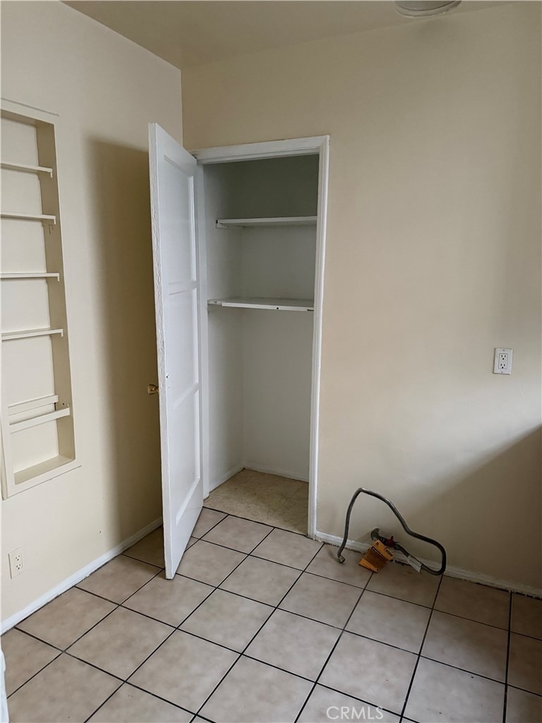 1925 1/2 W 35th - Photo 8