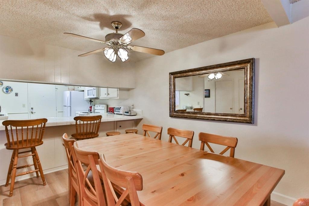 1068 Isabella Avenue - Photo 9