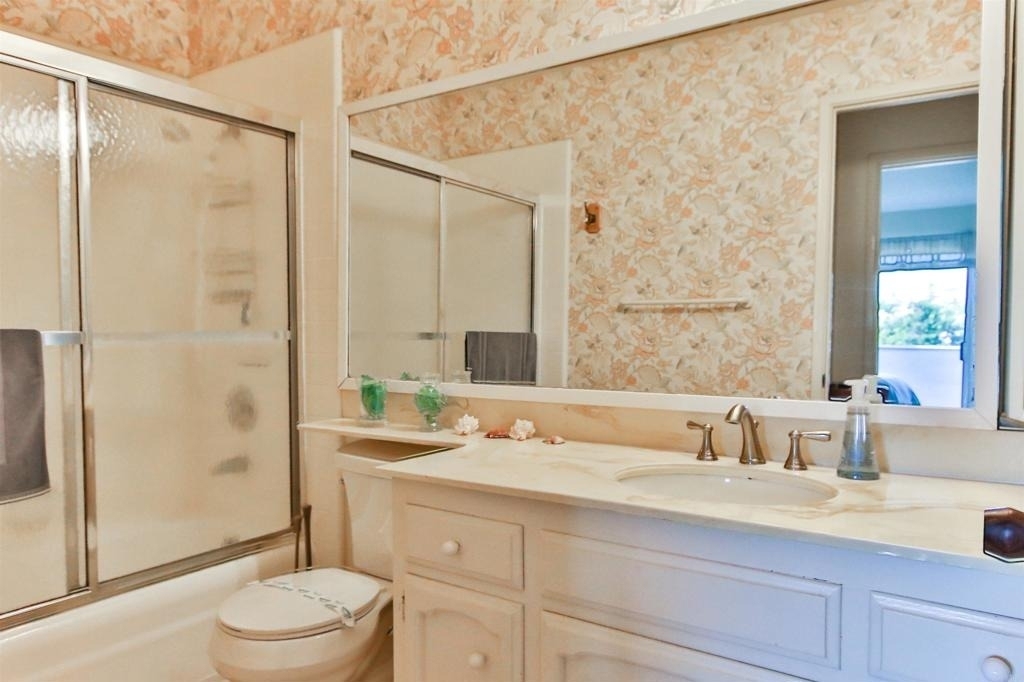 1068 Isabella Avenue - Photo 30