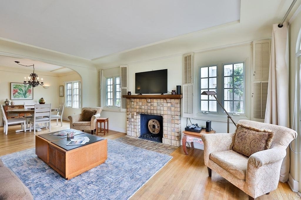 861 G Avenue - Photo 2
