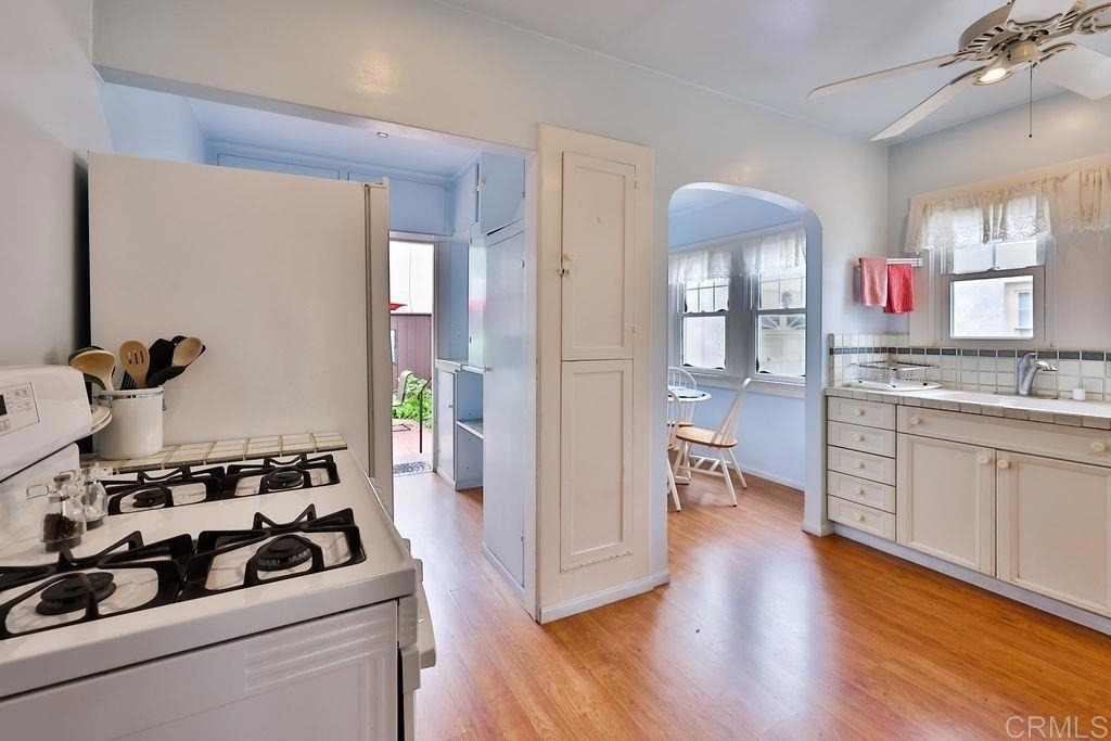 861 G Avenue - Photo 7