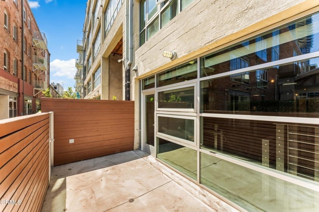 530 S Hewitt Street - Photo 28