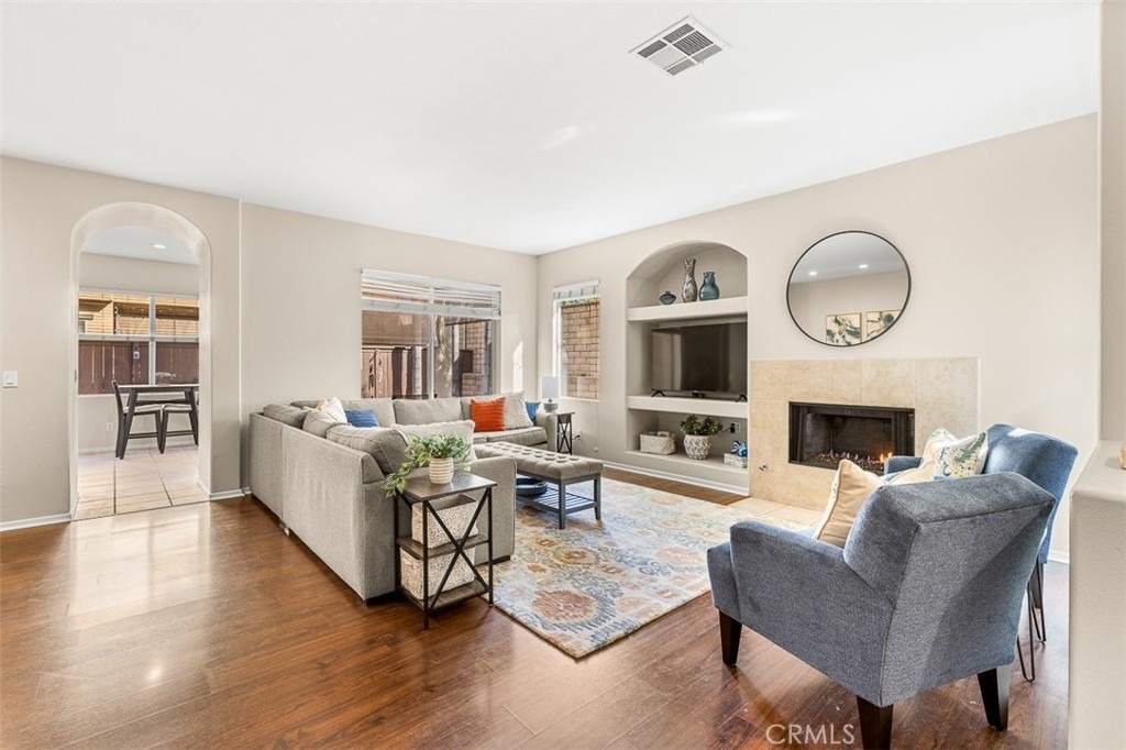 638 Sumner - Photo 4