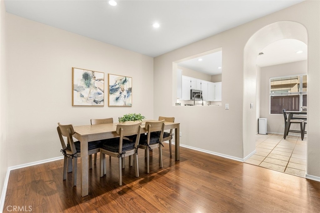 638 Sumner - Photo 6