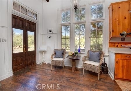 1239 Rainbow Valley Boulevard - Photo 0