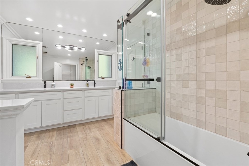 600 Cliff Drive - Photo 34