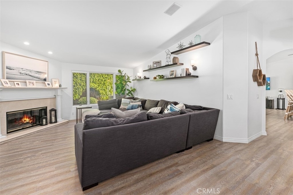 600 Cliff Drive - Photo 6