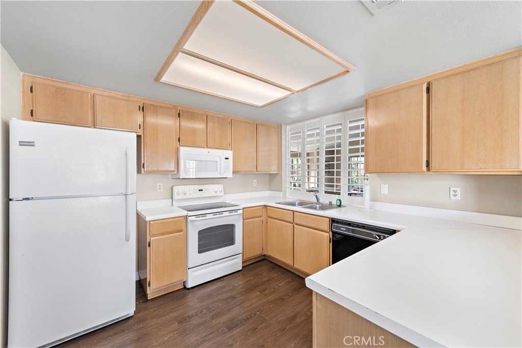 68 C Corniche Drive - Photo 42