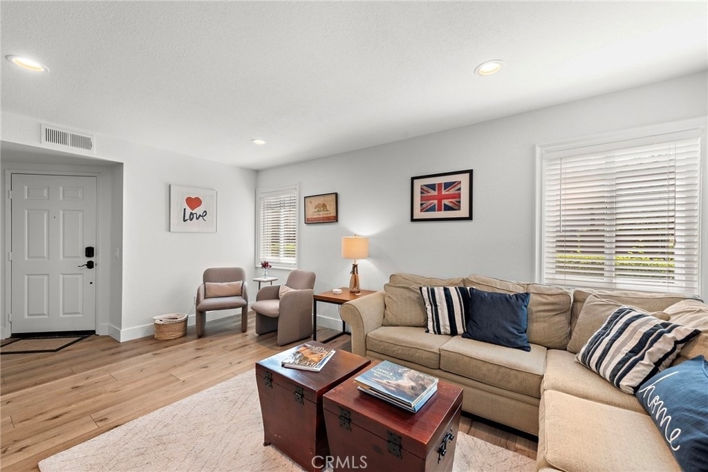 68 C Corniche Drive - Photo 3