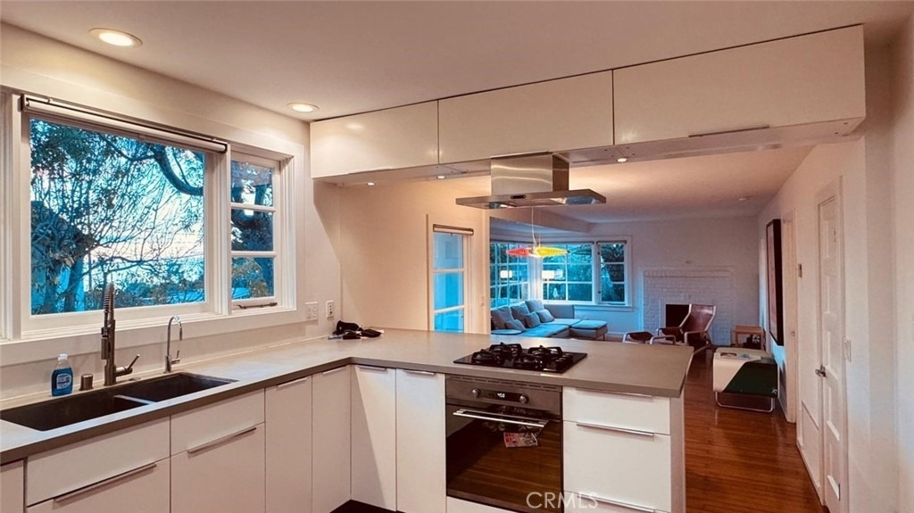 645 Thalia Street - Photo 7