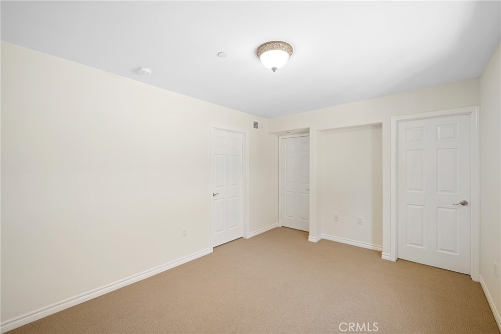 345 W Loraine Street - Photo 21