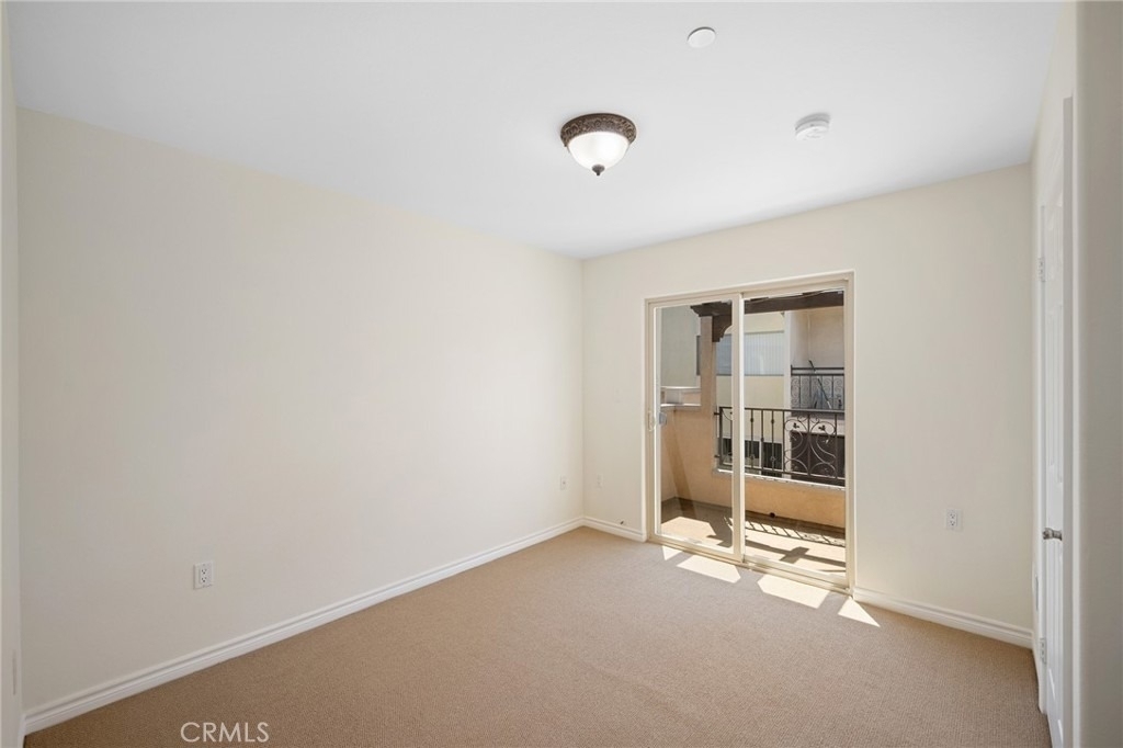 345 W Loraine Street - Photo 25